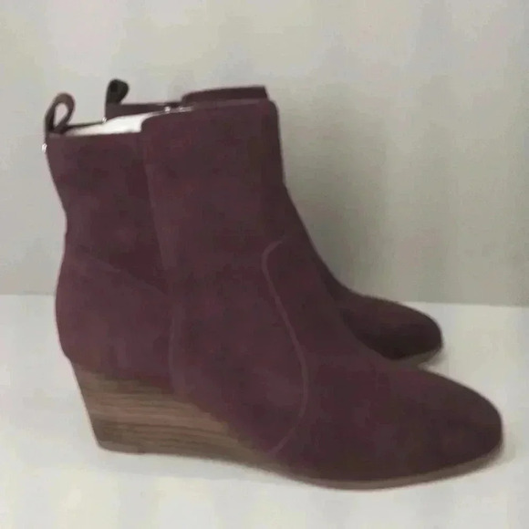 Violent and Red Jay Jay wedge Booties in burgundy size 9.5 nwob and size 9 - Picture 6 of 9